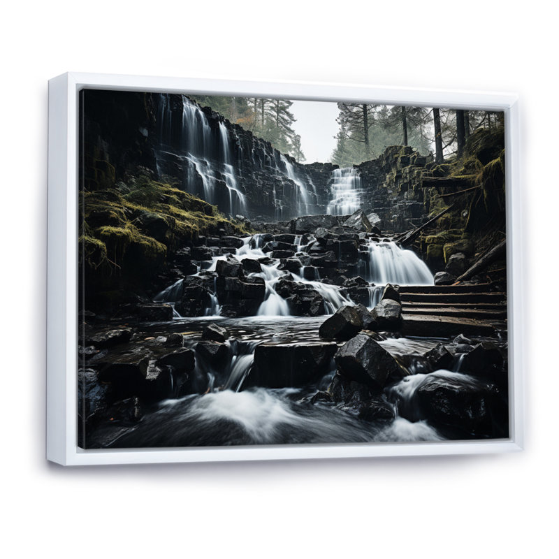 Chute d'eau monochrome en cascade Harmony I sur toile, Cadre flottant blanc, 24" H x 32" W
