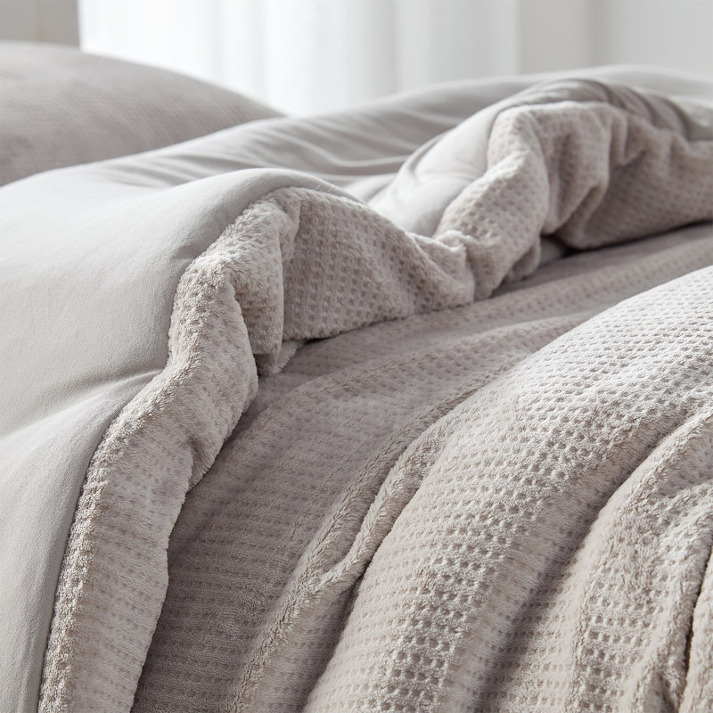 Coma-Holic Coma Inducer Buttery Taupe Oversized Comforter, Queen Comforter