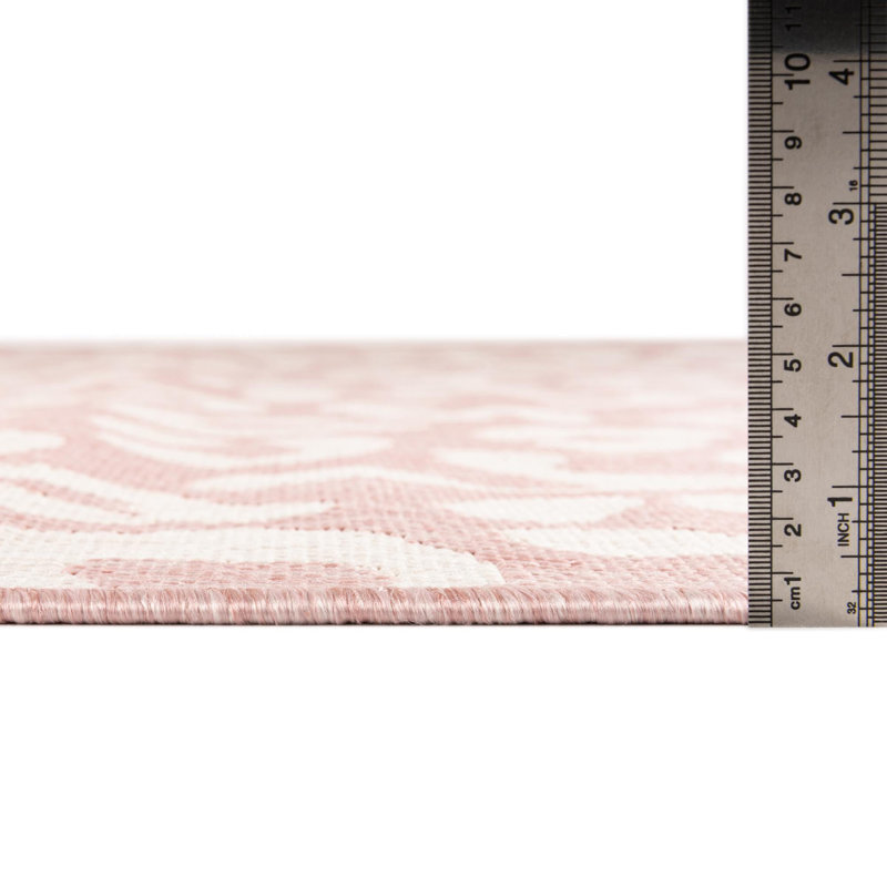 Tapis intérieur / extérieur en polypropylène tissé à la machine rose / beige, Rectangle 7 pi 10 po x 11 pi