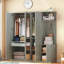 Armoire 4 portes avec tablettes ouvertes, tiroirs, miroir pleine longueur, tringles et crochet-1648953002