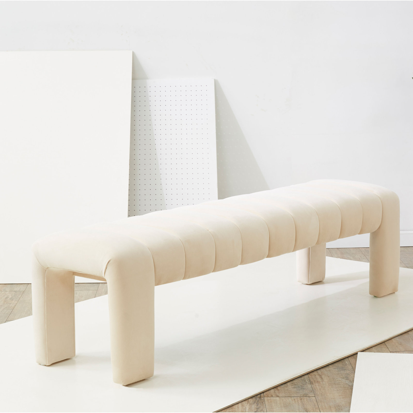 Gliese 63" Velvet Bedroom Bench, Cream Velvet