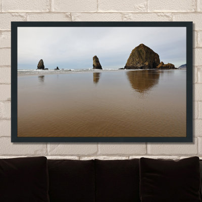 « haystack rock, cannon beach, oregon, usa », reproduction de photo encadrée