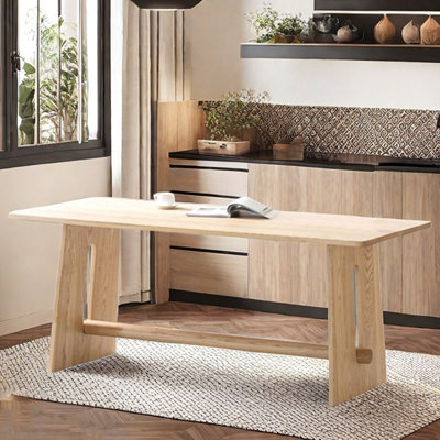 Table en bois de frêne