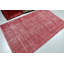 Un tapis turc rétro fabriqué à la main en rouge offre un style anatolien authentique pour une décoration de sol unique