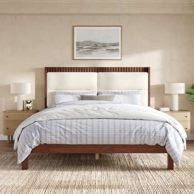 Grand lit plateforme en bois massif avec tête de lit tapissier en velours - aucun sommier nécessaire, design moderne Mid-Century, espresso