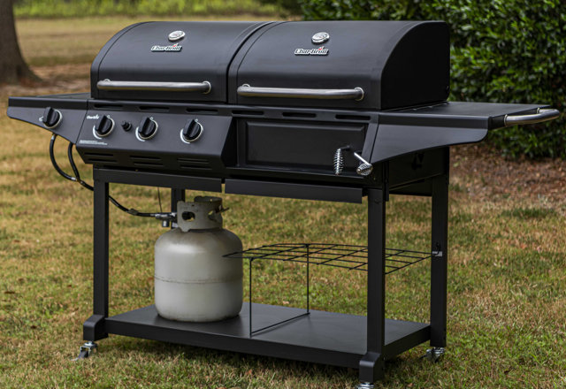 Must-Have Charcoal Grills