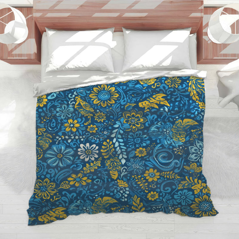 Blue Floral Pattern Comforter, Twin