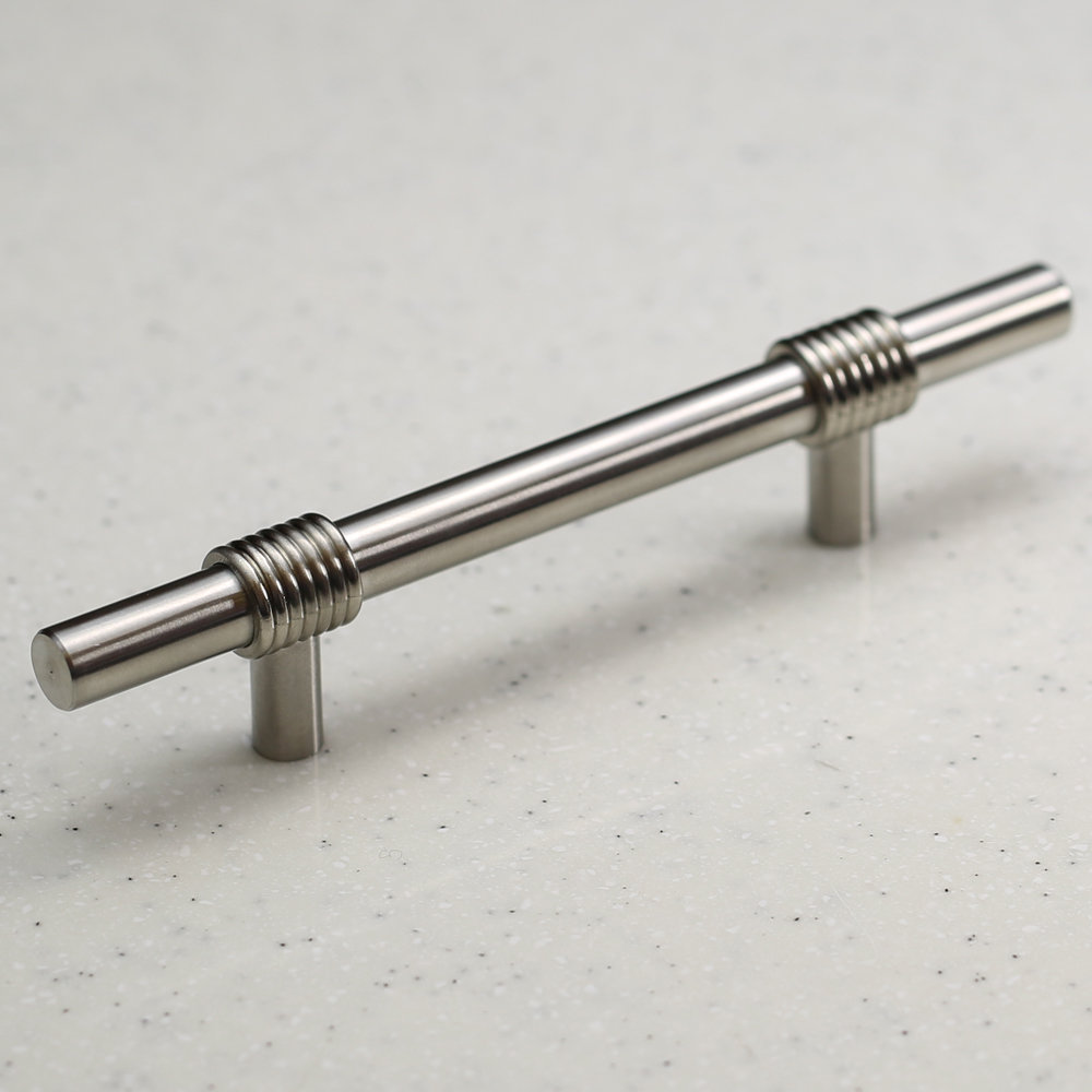 Barre Une 3 3/4" Center to Center Bar Pull Hamilton Bowes 