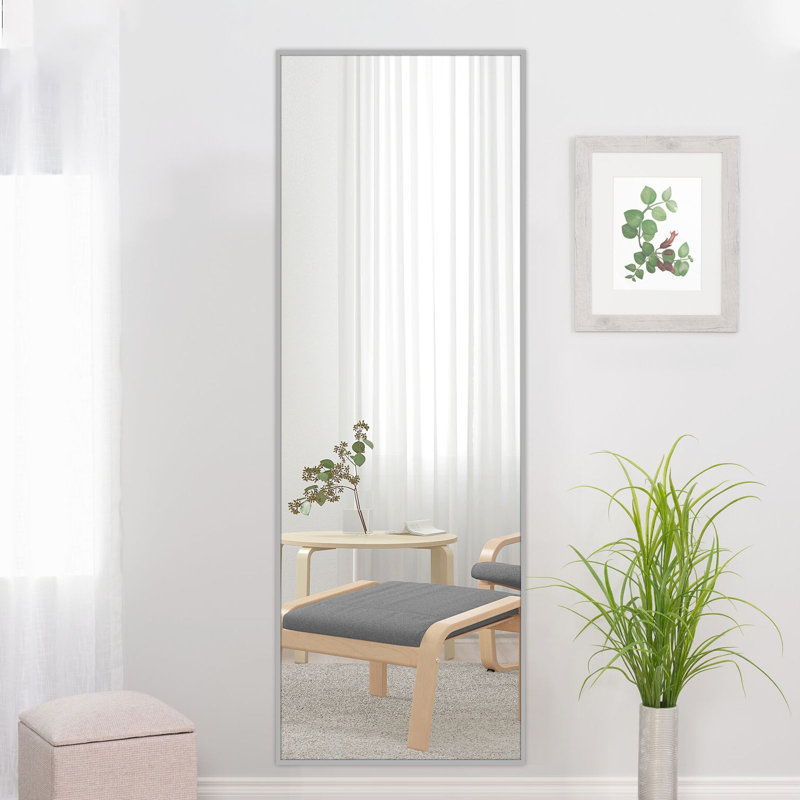 Miroir sur pied Koudia, 64 po x 21 po, Gris