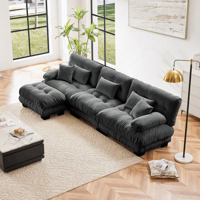 Luxueux canapé modulaire surdimensionné pour le salon, offrant confort et style suprême