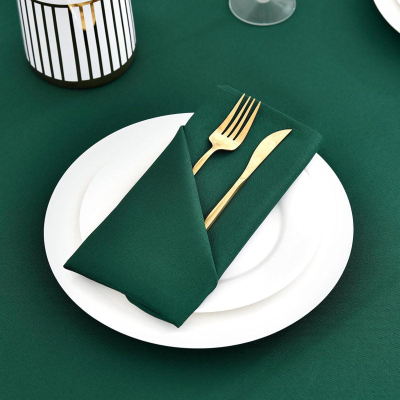 Set of 4 Hunter Green Cloth Napkins 17 x 17 Inches