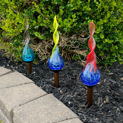Anisha Weather Resistant Abstract Garden Stake