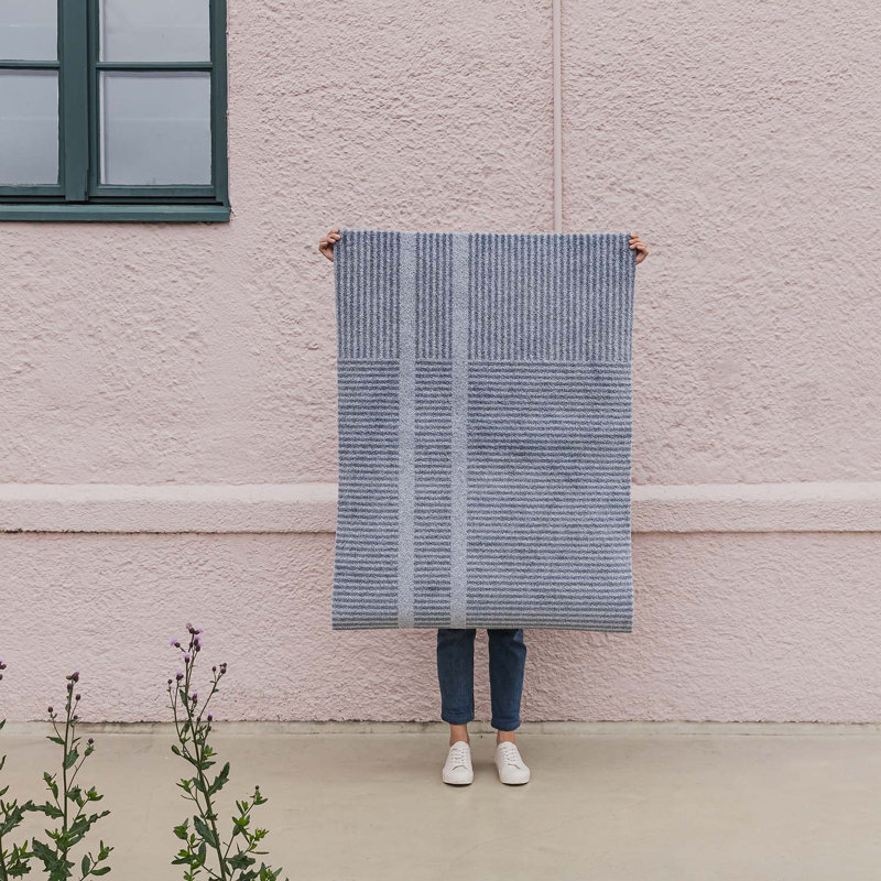 Loype Cloudy Gray, 24" W x 34" L