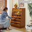 Meuble à vin vintage en buis de 88 cm (34,65 po) à plusieurs compartiments – Fond et panneaux arrière de tiroirs en bois massif multicouche, portes vitrées et rangement à tiroirs multiples pour le salon.