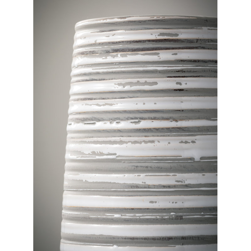 Vase de table à rayures Bevan