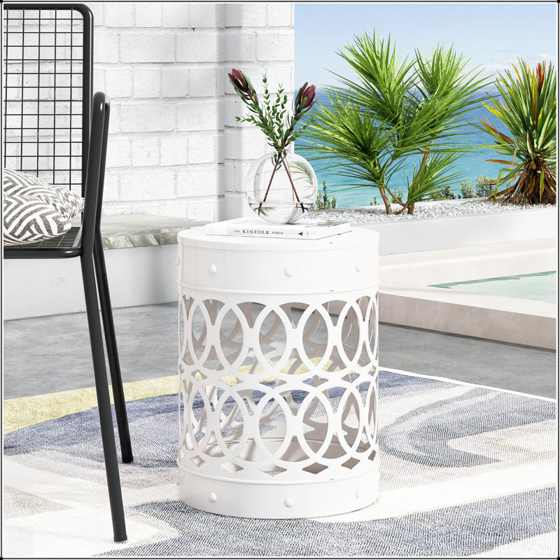 Table de bout extérieure en métal durable avec une conception élégante en fer pour des espaces modernes et une installation facile