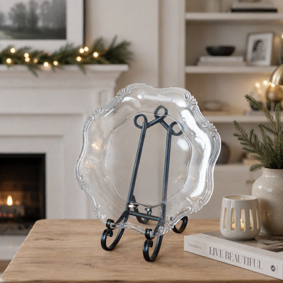 Ensemble de 8 assiettes de présentation en plastique résistant, 33 cm, pour une table élégante et colorée.