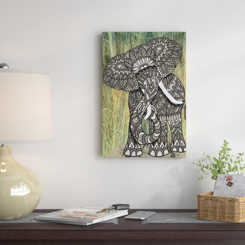 «Ornate Elephant», impression sur toile tendue, H 48 po x l 32 po x P 1,5 po, Toile avec cadre noir, Pas de tapis