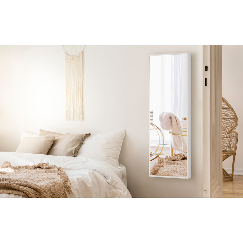 Armoire pour bijoux avec miroir Pavlish