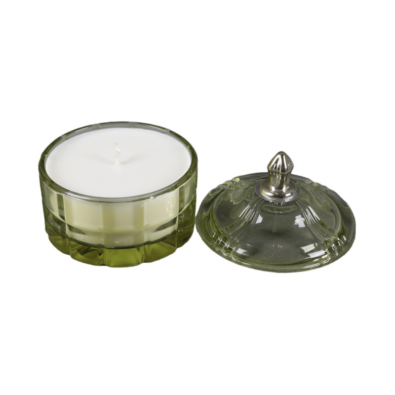 Bougie de meuble-lavabo en verre de 4,13 po de diamètre avec couvercle en métal (6,5 oz)