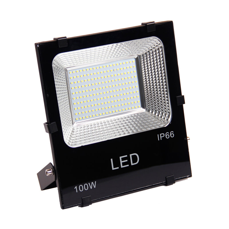 Projecteur extérieur 100W à DEL blanc froid 6000k