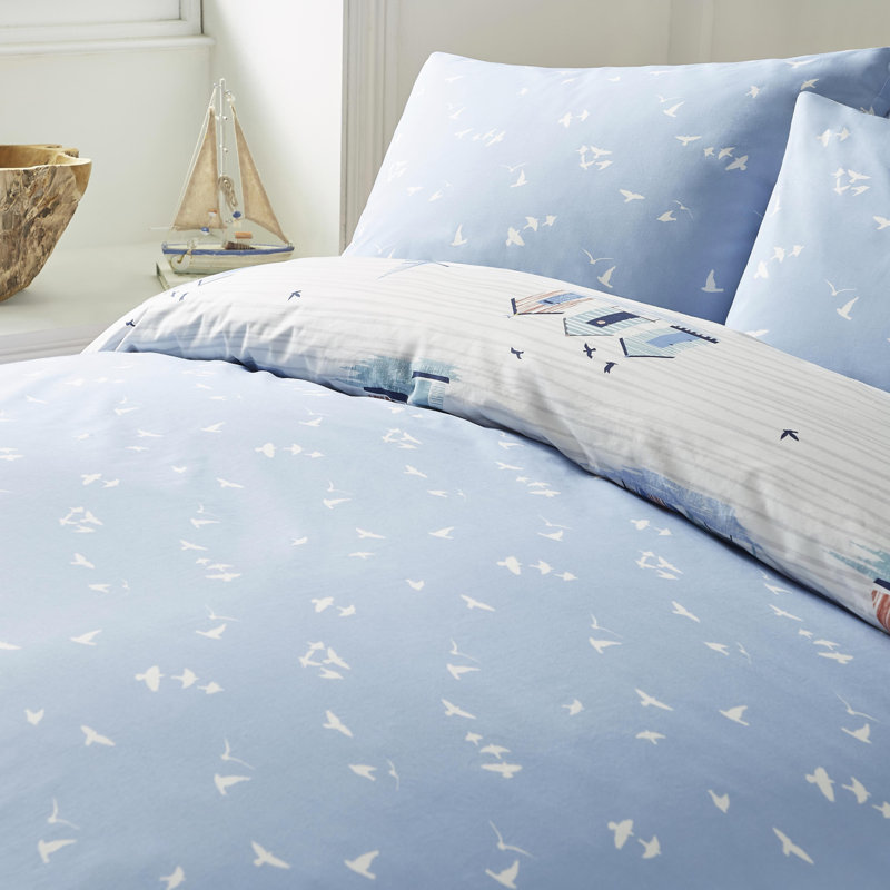Beach Huts Blue/Grey/Pink 120 TC Reversible Modern & Contemporary Duvet Cover Set, Double - 2 Standard Pillowcases