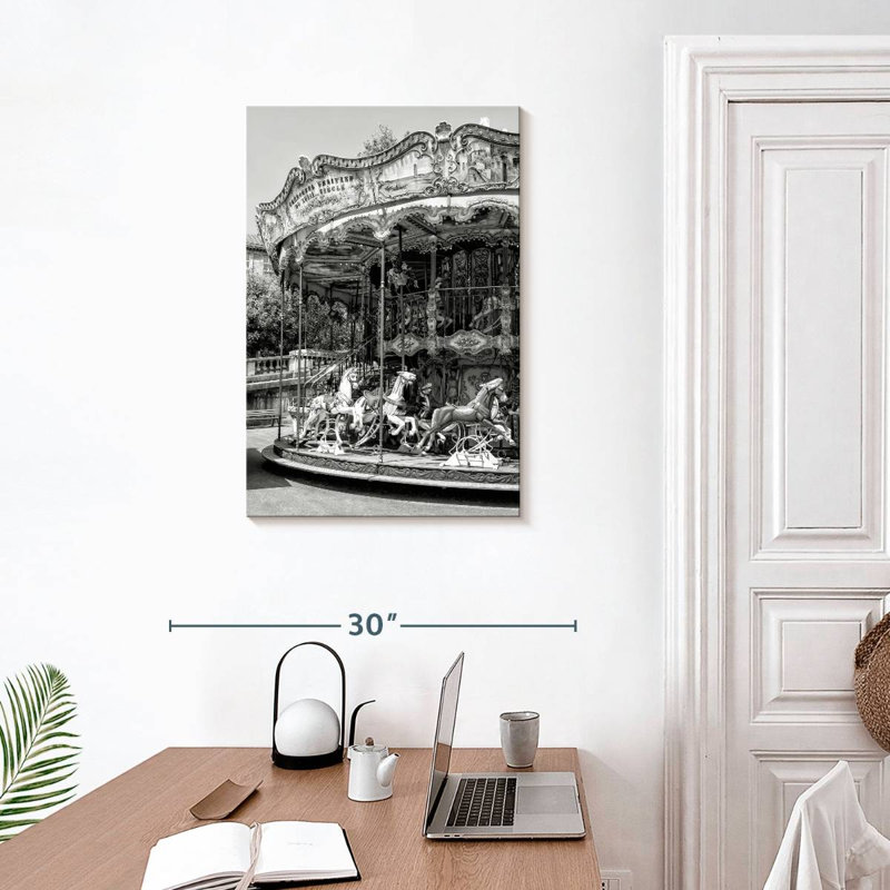 Paris Merry Go Round, H 30 po x l 20 po
