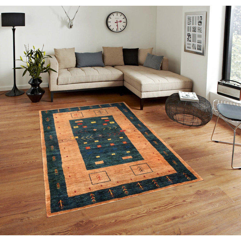 Oriano Area Rug in Green