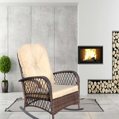 Fauteuil à bascule pour l'extérieur, rembourrage épais et acier, cour de jardin arrière, conception d'aspect brun peu profond, modèle de style accoudoir spacieux, motif de structure robuste, modèle de niveau fondation