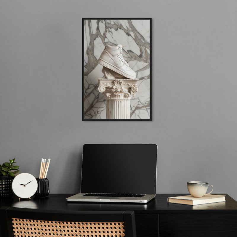 Sculpture, art moderne d'art urbain par Notoriart, H 16 po x l 11 po, Cadre noir