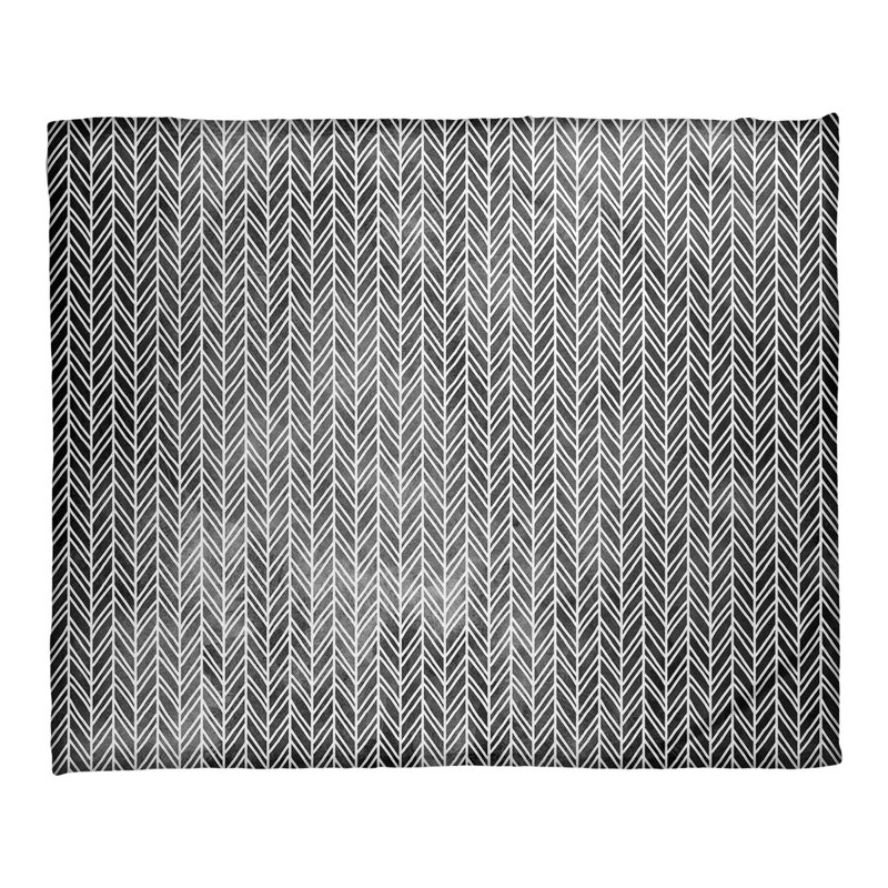 Couverture polaire Katelyn Elizabeth, l 52,5 po x L 62,5 po, Noir