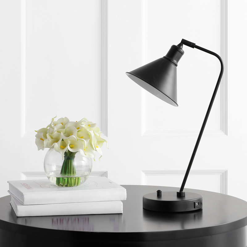 Houston Metal USB Desk Lamp