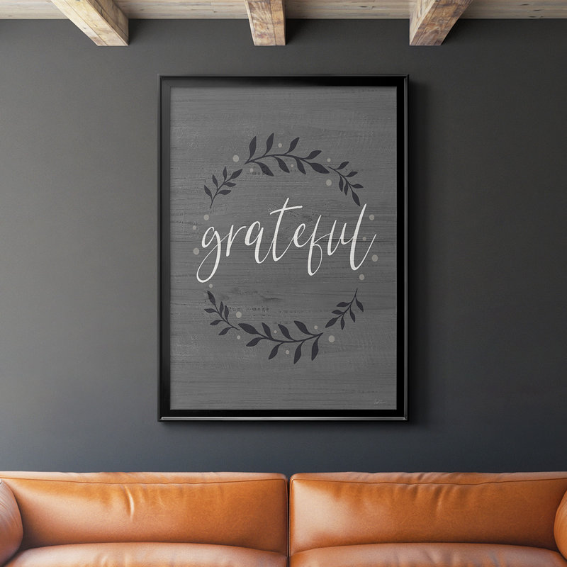 19_Girlful Wreath, toile encadrée de qualité supérieure, H 24,5 po x l 18,5 po x P 1 po, Noir