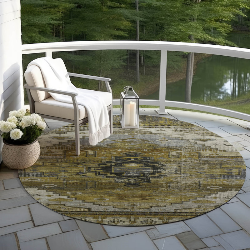 Machine Washable Indoor/Outdoor Xhevrie Brown Rug, Round 8'