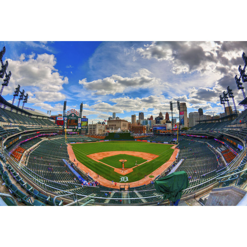 Comerica Park, H 16 po x l 24 po