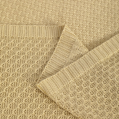  Cable Knit Blanket