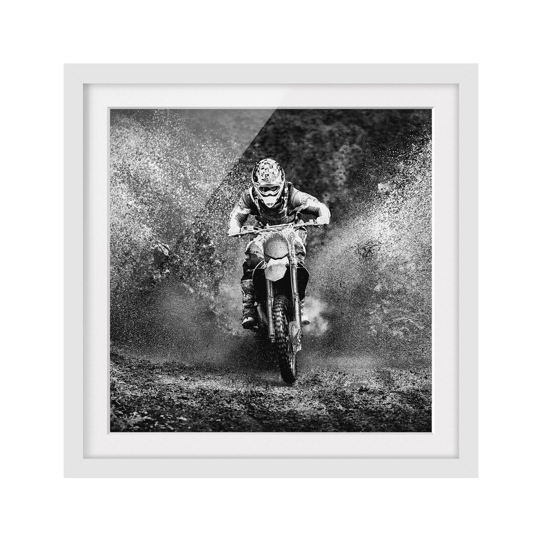 Gerahmtes Papierbild Motocross im Schlamm