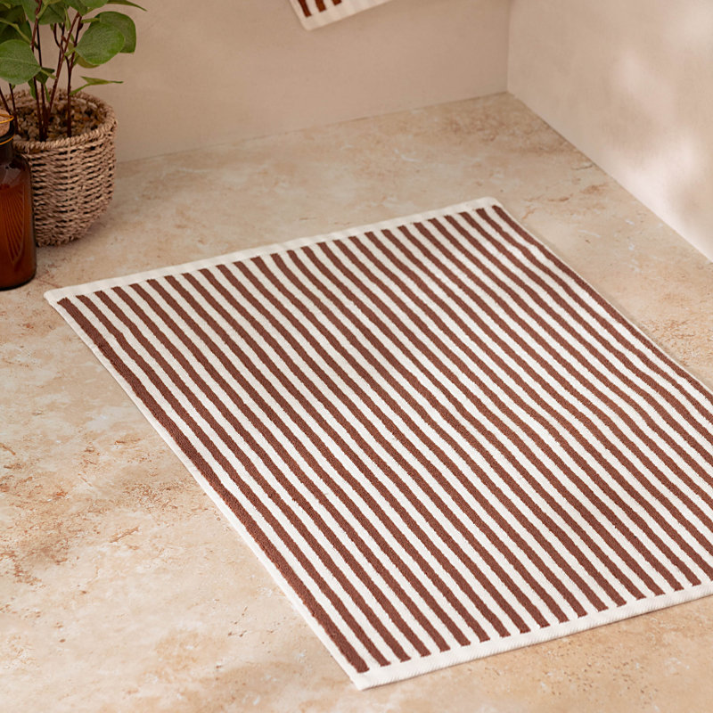 Swatzell 100% Cotton Bath Mat, Orange