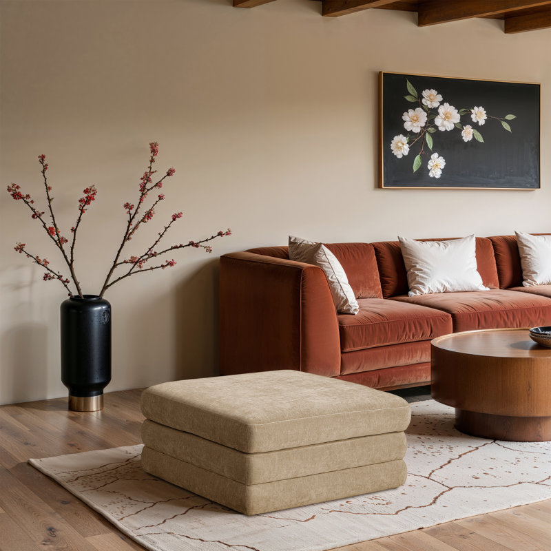 Repose-pieds modulaire en tissu chenille Vredenburgh, Tissu chenille beige