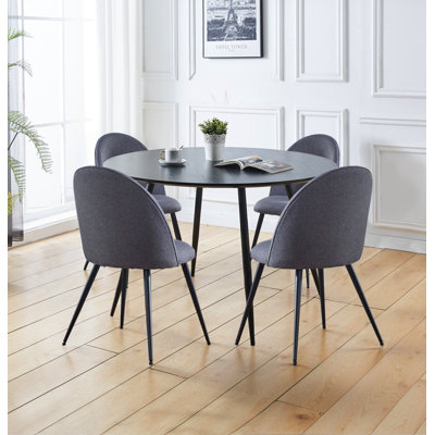 Mose 4 - Person Dining Set