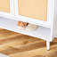 Armoire à chaussures minimaliste en rotin avec plusieurs options de rangement pour la maison-86010109