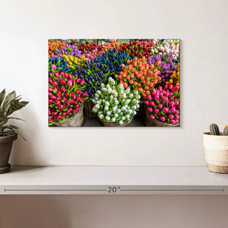 Harnek Tulip Baskets, 8" H x 12" W