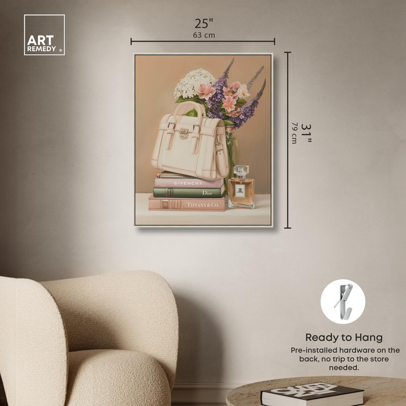 «Light Spring Glam», art mural sur toile par Art Remedy, H 31 po x l 25 po x P 2 po, Encadrement argenté