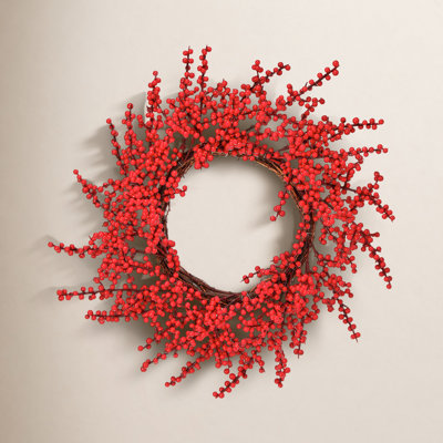 Solomon 24" Berry Wreath