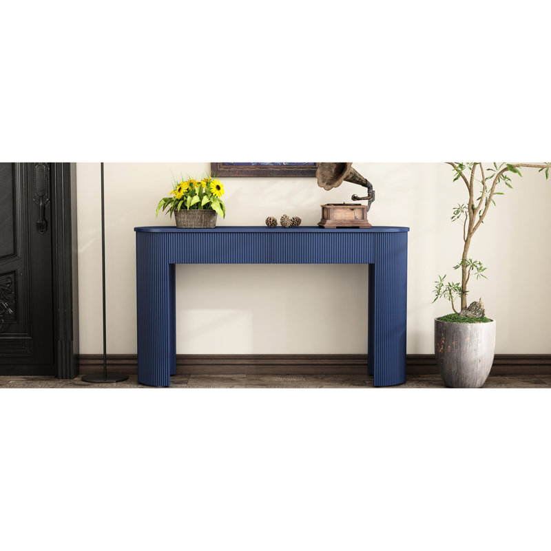 Console moderne avec design cannelé et rangement - Bleu marine. Minimaliste 2 tiroirs pour le salon. Stabilité des pieds courbés dans les tiroirs. Zone de fonctionnalité.