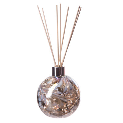 Reed Diffusers And Sticks