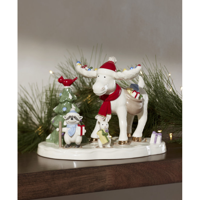 Figurine Marcel l'élan qui livre des cadeaux