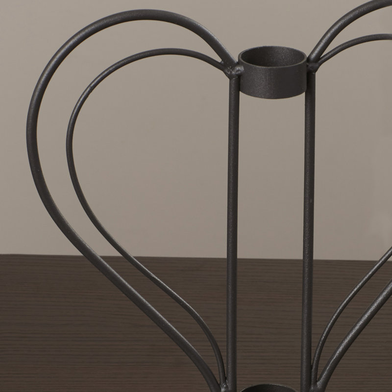 Vase de table en fer et verre en forme de cœur Thornaby