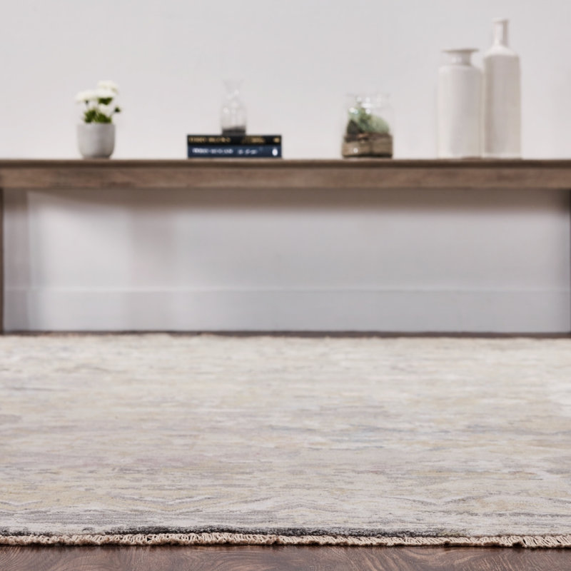 Heritage Revival Hand Knotted Area Rug, Rectangle 4' x 6'
