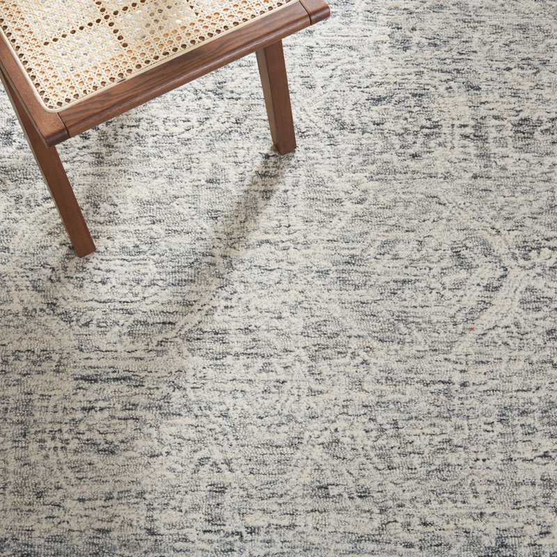 Zaher Hand Tufted Wool/Cotton Oriental Rug in Gray/Ivory, Rectangle 5' x 8'